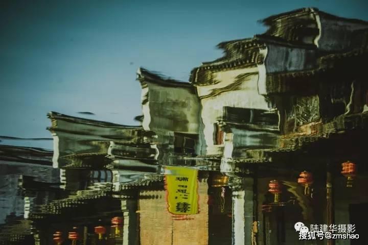 网友评出开年第一癫剧，导演“有一点窃喜”